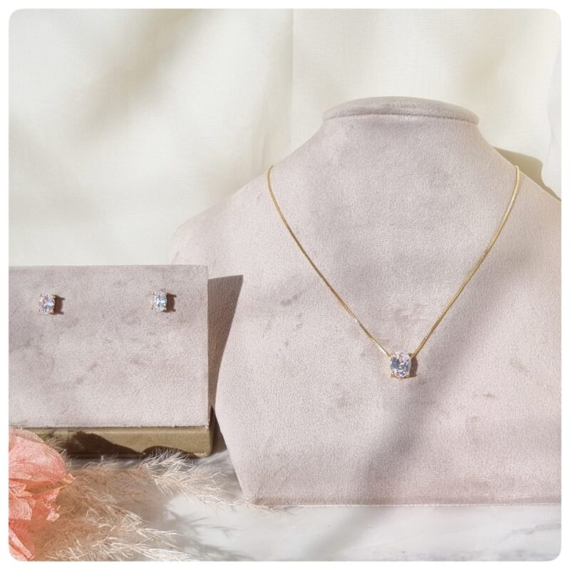 Conjunto dourado ponto de luz 4 pontos oval