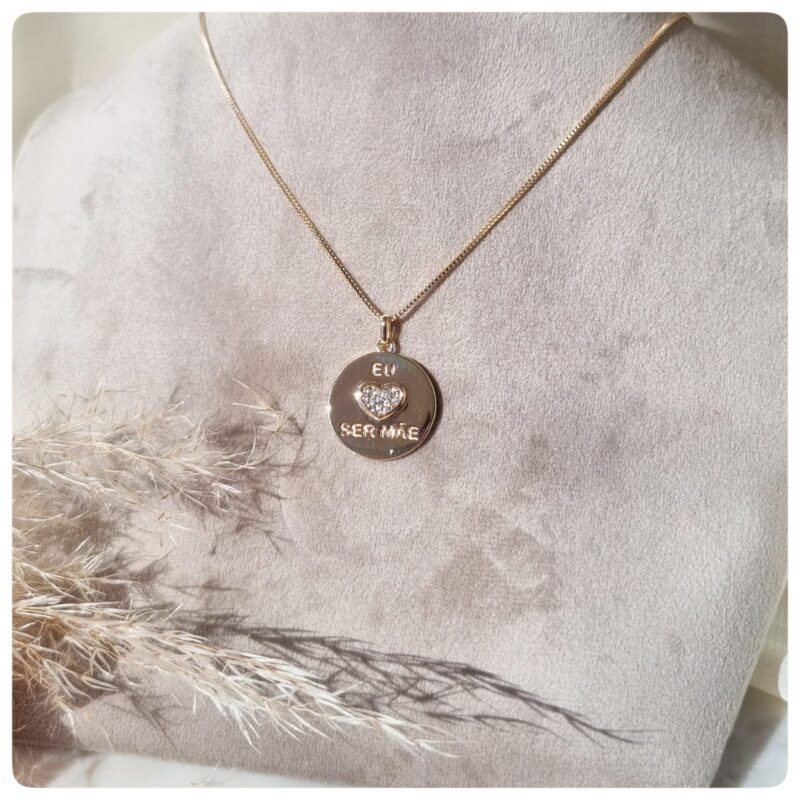 Colar com pingente "Eu amo ser mãe"