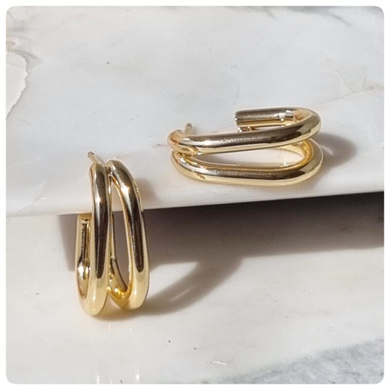 Brinco dourado argola dupla M