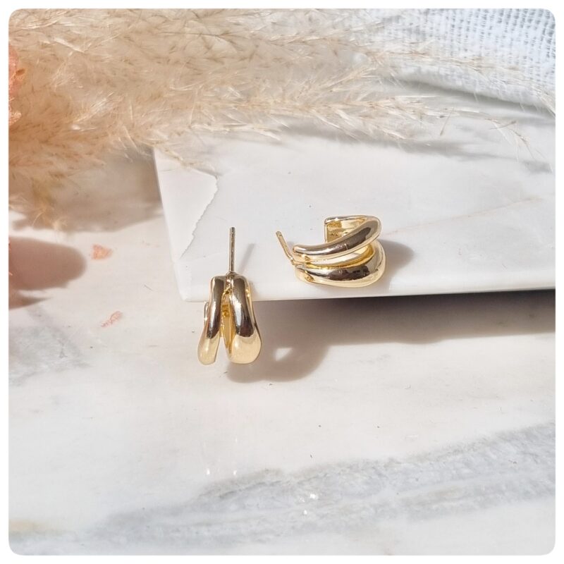 Brinco dourado argola dupla P