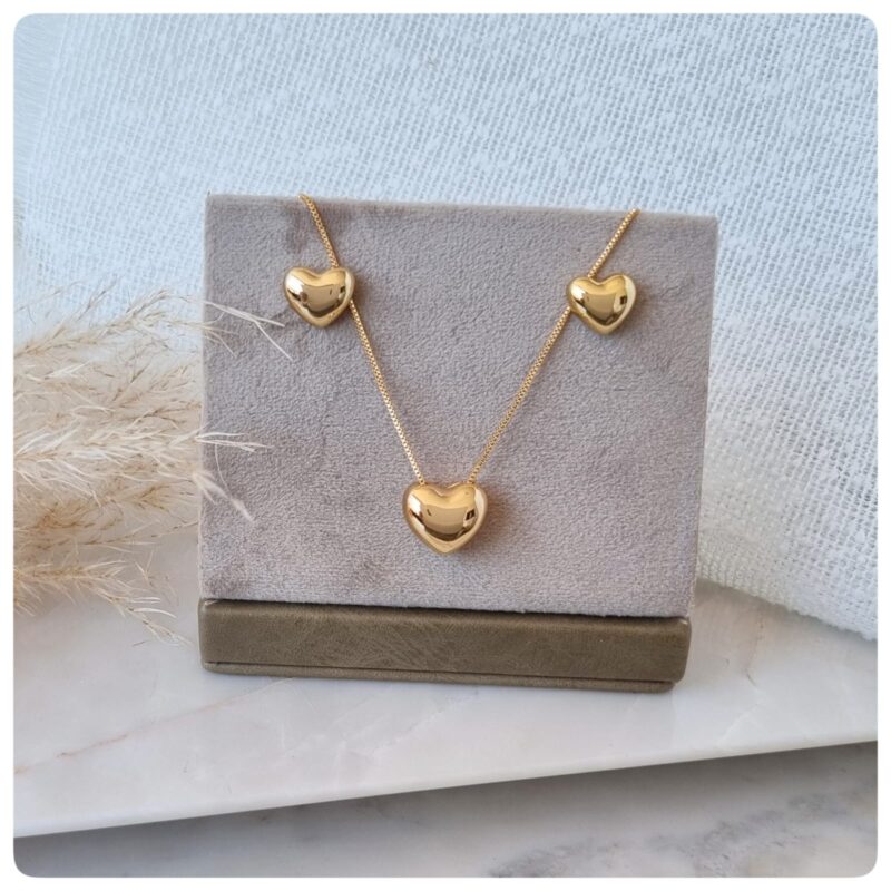Conjunto dourado coração 3D
