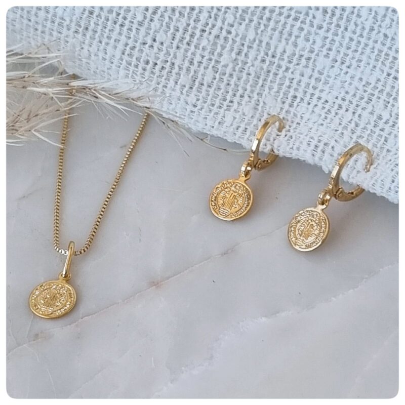 Conjunto São Bento dourado